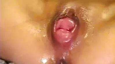 Skamlösa tjejer knullar Ton Cal Caliano efter ett chansmöte. sexfilmer gratis