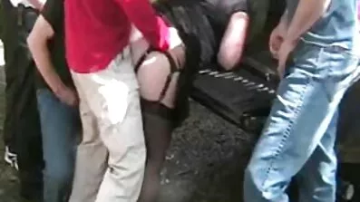 Kinuski Kakku gratis svenska sexfilmer fläkt från dubbel penetration.