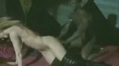 Den gratis sexfilmer strikta chefen knullade mamman till sin anställd.