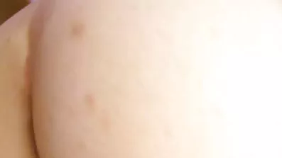 Frisören sov med gratis svenska sexfilmer klienten.