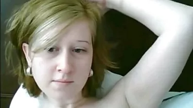 Iv Leb Lebelle knullar med gratis sex film på nätet en ung granne.