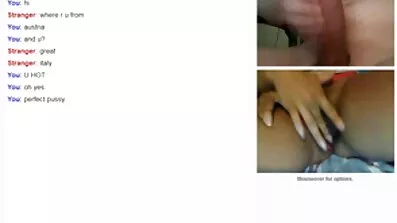 Brunett sexfilmer med gamla damer överraskar en man med sex gopnitsk.