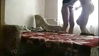 Mona Azar fingering fitta i svenskasexfilmer studio Tist
