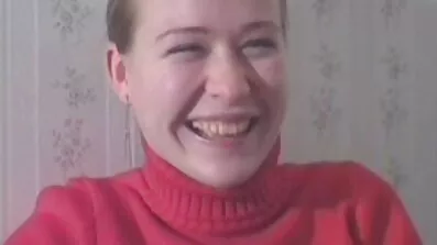 Skinn sexfilmer Rem Remira Rivas gnuggar hennes fitta väl.