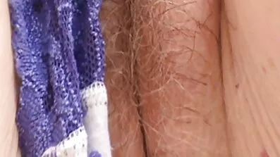 Brunett knullas i amatör sexfilmer co posizione