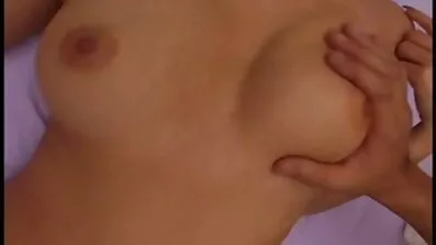 Ebony spelar med vit sexfilmer gratis kuk.