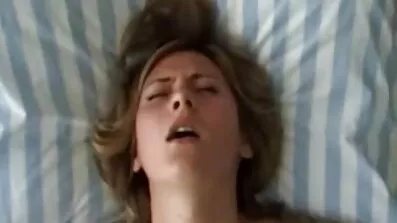 Snövit Blond rider kuk. sexfilmer gratis