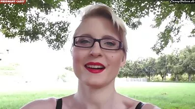Nina Ka chiede ber att mata sin sperma. gratis sexfilmer