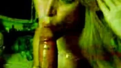 Cock sadlar jävla en sexfilmer med äldre vän.