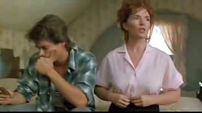 Cum på hennes bröst