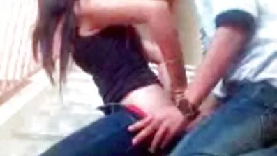 Ebony Knullar med vit strippa. sex filmer äldre kvinnor